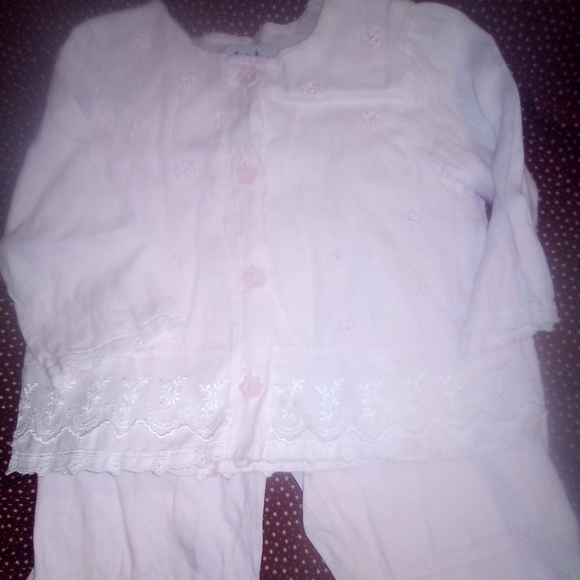 Two-piece summer outfit - Picture 1 of 3